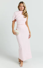 Visenta Midi Dress - Asymmetrical Sleeve Dress in Pink